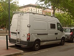 2003-10 Nissan Interstar