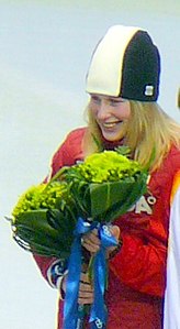 2010 Medalhas em pista curta de 500 metros-Marianne St-Gelais.jpg