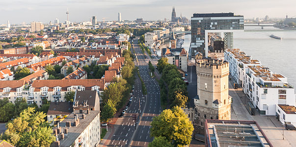 Bayenstraße, Bayenturm, Rheinauhafen, Kranhäuser, Dom