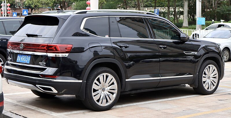 File:2021 SAIC-Volkswagen Teramont (facelift, rear).jpg