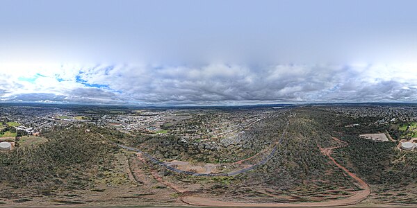 Wagga Wagga from Willans Hill.