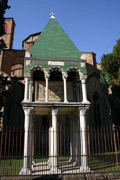 File:6140 - Bologna - San Francesco - Alberto di Guidobono e Albertino d'Enrico, Arca di Odofredo (+1265) - Foto Giovanni Dall'Orto, 9-Feb-2008.jpg