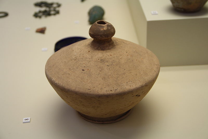 File:9764 - Museo archeologico di Milano - Vaso a trottola (sec. III-II a.C.) - Foto Giovanni Dall'Orto, 13-mar-2012.jpg