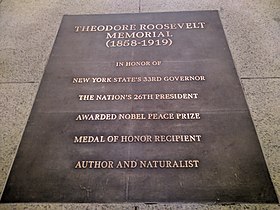 Plaque memorializing Theodore Roosevelt, at the Roosevelt Memorial in front of the American Museum of Natural History. This plaque replaced the Equestrian Statue of Theodore Roosevelt, which stood on this spot from 1940 until 2022.