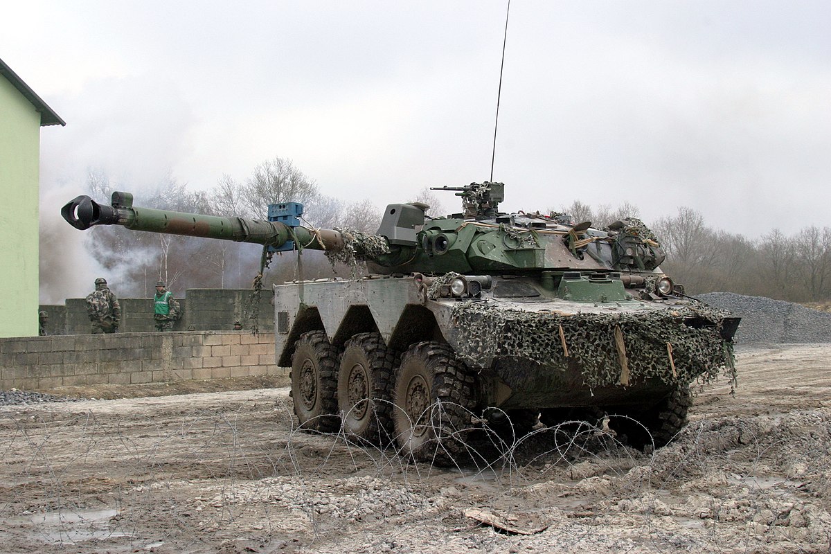 Ukrainian commander warns French tanks are inadequate for counteroffensive