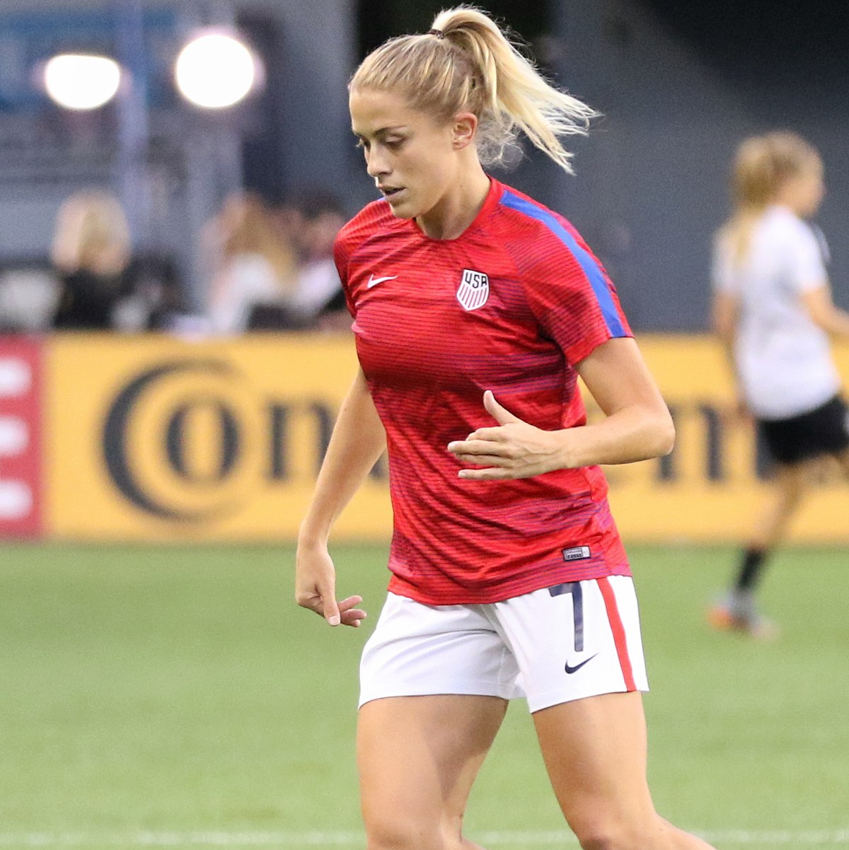 File:Abby Dahlkemper (36792787913) (cropped).jpg - Wikipedia.