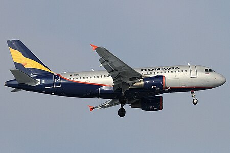 Fail:Airbus_A319-112,_Donavia_JP7564367.jpg