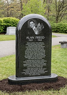 Roger Freed - Wikipedia