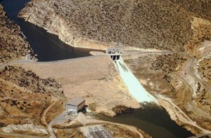 Alcova Dam WY1.jpg