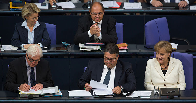 File:Angela Merkel, Sigmar Gabriel, Frank-Walter Steinmeier, Christian Schmidt, Ursula von der Leyen (Tobias Koch).jpg