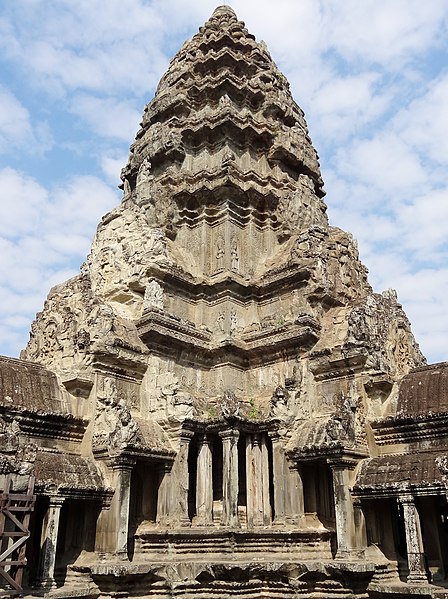 File:Angkor Wat Tempel 34.jpg
