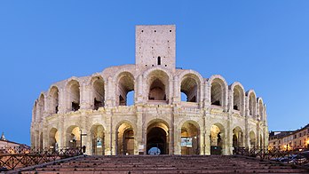 Les arènes d'Arles (Provence-Alpes-Côte d'Azur). (définition réelle 4 538 × 2 553)