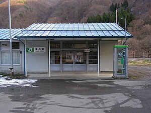 Asanai station.jpg