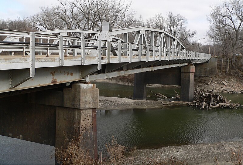 File:Ashland bridge from SW 2.JPG