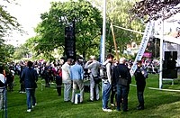 Bag scenen Almedalsugen 2014 Visby.jpg