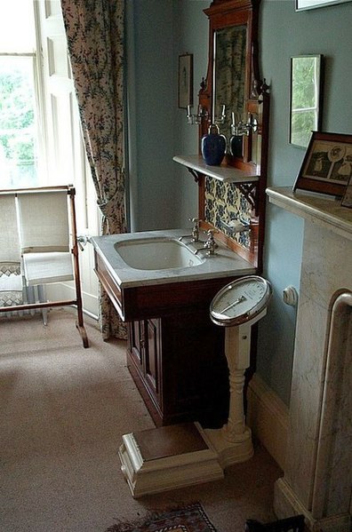 File:Bathroom Sink and Scales Brodick Castle - geograph.org.uk - 1464868.jpg