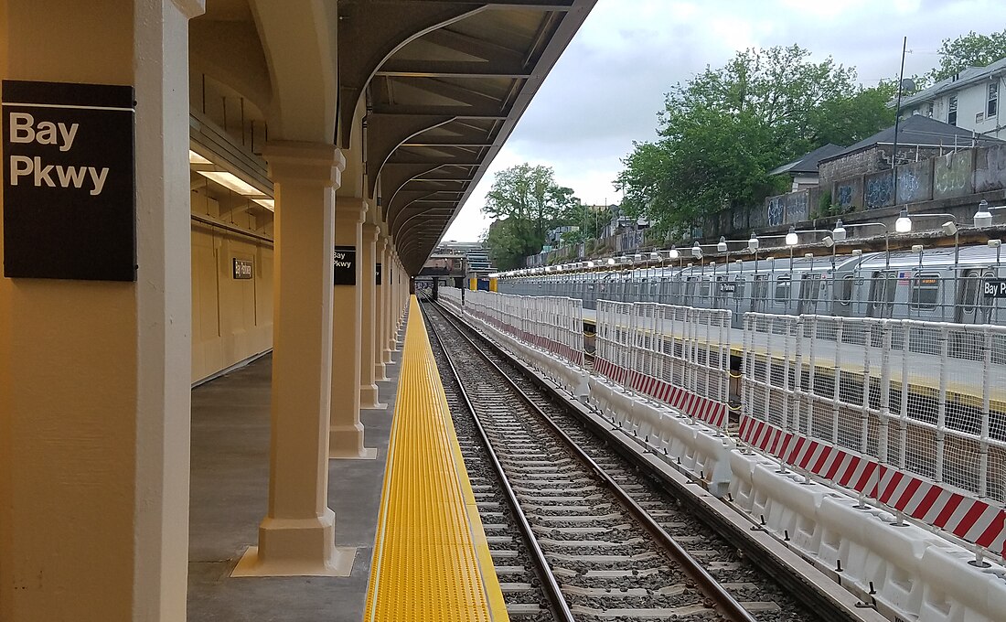 Bay Parkway station (BMT Sea Beach Line)