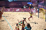 Deutsch: Beachhandball bei den Olympischen Jugendspielen 2018; Tag 4, 10. Oktober 2018; Mädchen, Vorrunde, Gruppe A - Ungarn-Chinese Taipei (Taiwan) 2:0 English: Beach handball at the 2018 Summer Youth Olympics at 10 October 2018 – Girls Preliminary Round Group A‎ – Hungary-Chinese Taipei 2:0