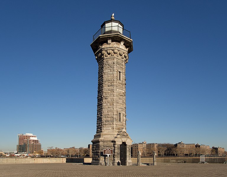 File:Blackwell Island Light (41791).jpg