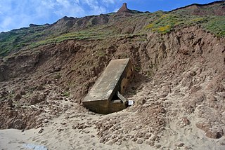 <span class="mw-page-title-main">Boulder clay</span> Geological deposit of clay