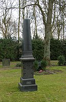 Boxer-Obelisk Friedhof Wulsdorf.JPG