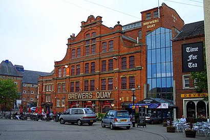 How to get to Brewers Quay with public transport- About the place