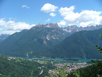 File:CalalzoCadorePanorama.JPG