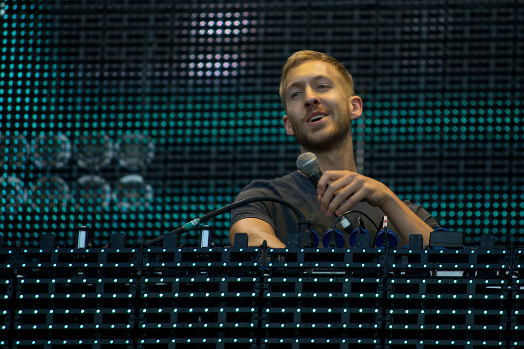 1024px-Calvin_Harris_-_Rock_in_Rio_Madrid_2012_-_03