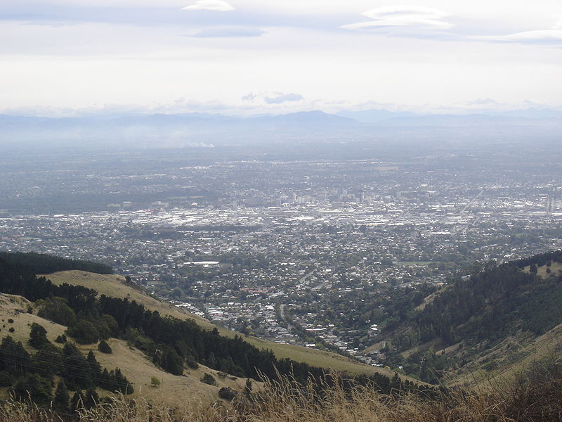 File:Christchurch With Hazy Sky.jpg