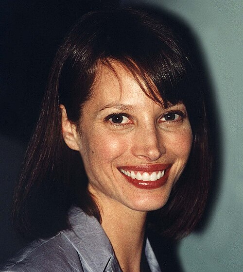 Turlington in 2000