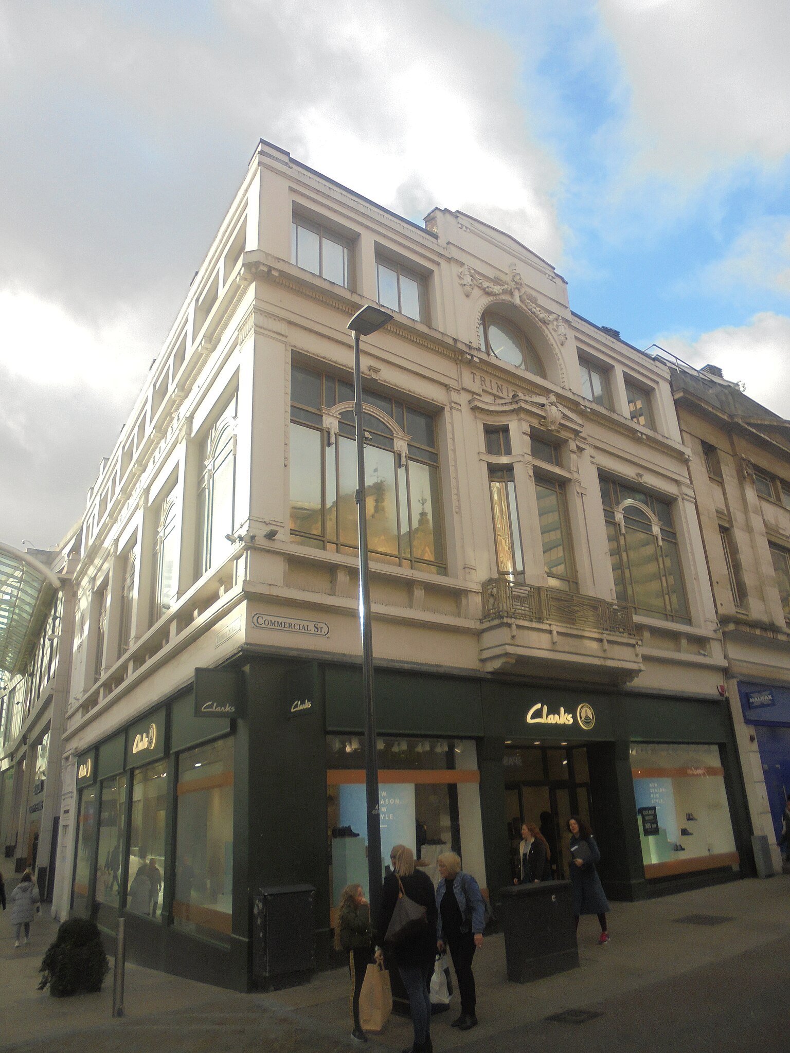 File:Clarks, Commercial Street, Leeds 2020).jpg Wikimedia