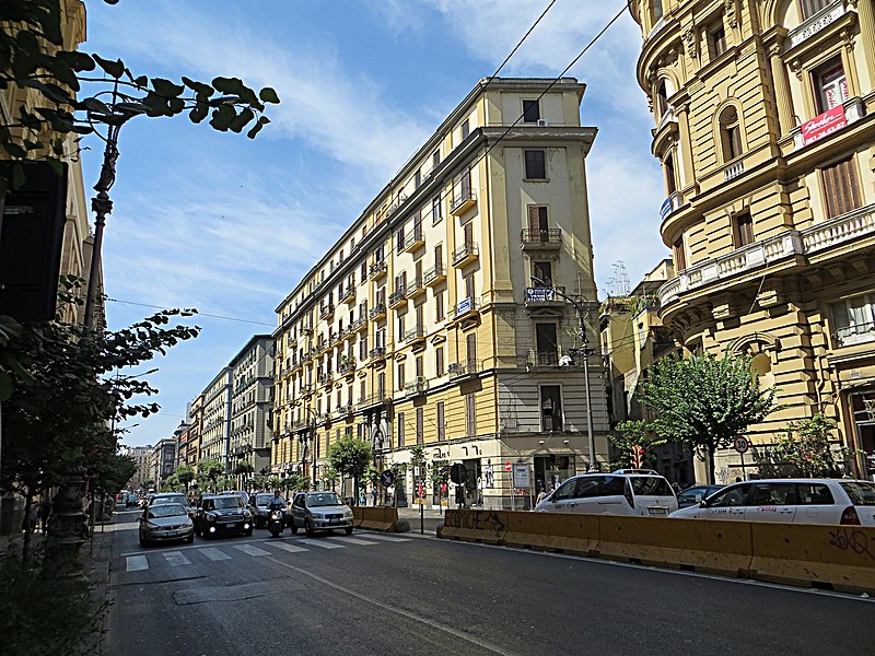 File:Corso Umberto I - panoramio (13).jpg