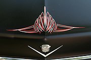 Cadillac logo на крыло