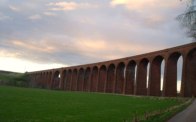 File:Culloden Viaduct Inverness Scotland (3435273397).jpg