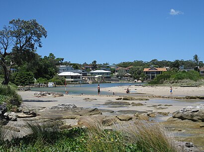 How to get to Currurong with public transport- About the place