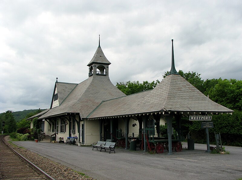 File:D&H Railroad Depot, Westport, New York.jpg