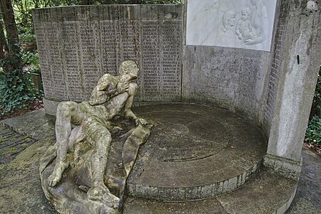 Darmstadt West Waldfriedhof Französisches Kriegsgefangenendenkmal2