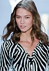 Karlie Kloss Diane von Furstenberg Spring-Summer 2014 05 (cropped).jpg