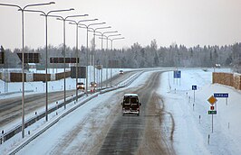 De E263 tussen Talinn en Tartu in de winter