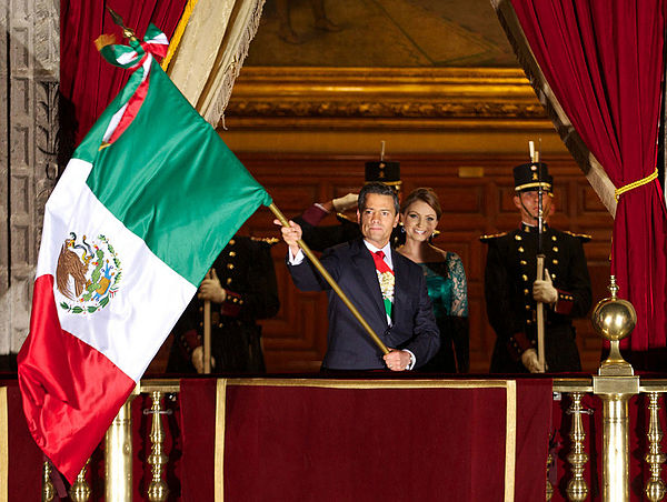 President at the National Palace balcony during the Grito Mexico, D.F. 15 de septiembre de 2013