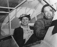 Eleanor Roosevelt Tuskegee Hava Üssü'nü ziyaret ediyor