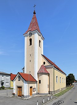 Engelhartstetten - Kirche.JPG
