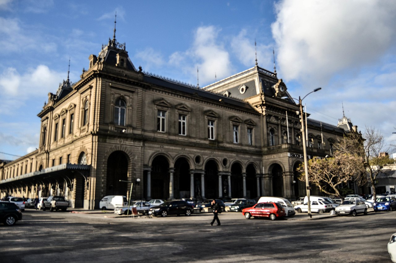Download File:Estación Central General Artigas Estación Central de ...