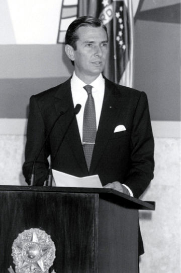 File:Fernando Collor no Palácio do Planalto.jpg