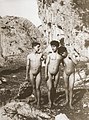 M 1146 recto. Tre ragazzi nudi. / Three nude boys. Cm 18 x 23,6.