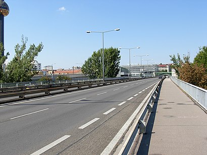 So kommt man zu der Gürtelbrücke mit den Öffentlichen - Mehr zum Ort Hier