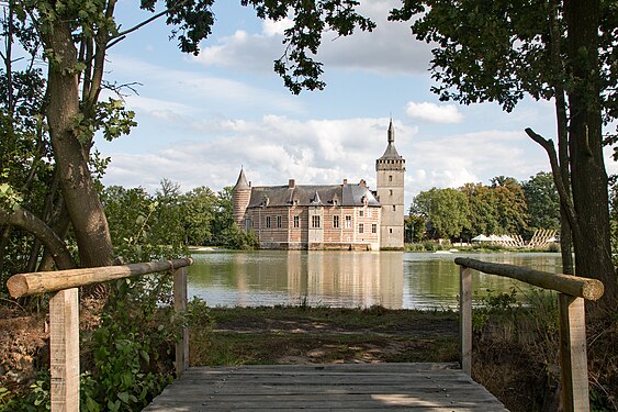 Castle of Horst with moat