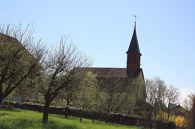 File:Holderbank Kirche 8424.JPG