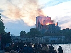 Vụ hỏa hoạn nhà thờ Đức Bà Paris