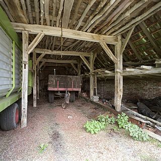 Scaffold (barn)